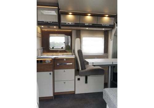 Low Profile Motorhome DETHLEFFS Trend T 7057 DBL modelo 2020 en Sale Occasion