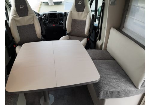 Low Profile Motorhome DETHLEFFS Trend T 7057 DBL modelo 2020 en Sale Occasion