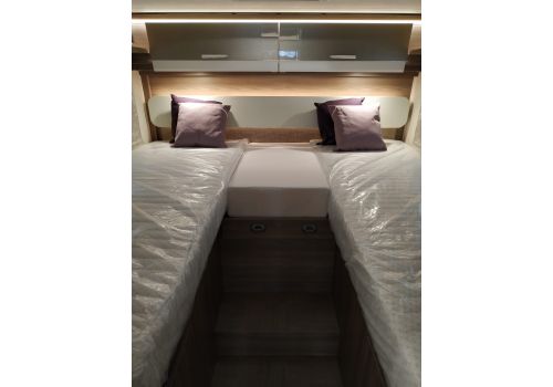 Low Profile Motorhome LMC Element T 758 G en Sale Occasion