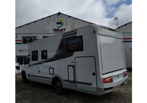 Low Profile Motorhome LMC Element T 758 G en Sale Occasion