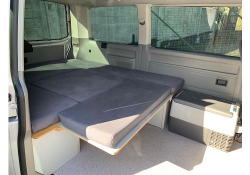Camper Van VOLKSWAGEN Caravelle T5 en Sale Occasion