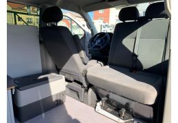 Camper Van VOLKSWAGEN Caravelle T5 en Sale Occasion