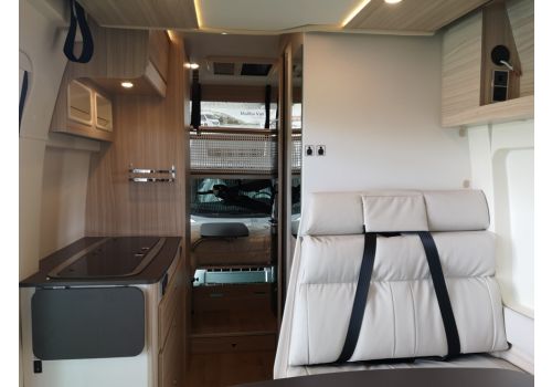 Camper Van DREAMER Camper Five en Sale Occasion