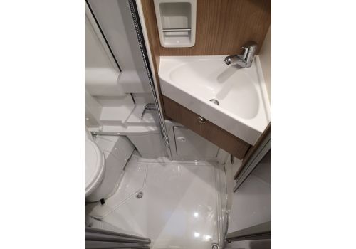 Camper Van MALIBU 640 LE Charming en Sale Occasion