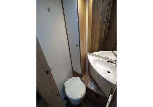 Low Profile Motorhome SUNLIGHT T-65 en Sale Occasion