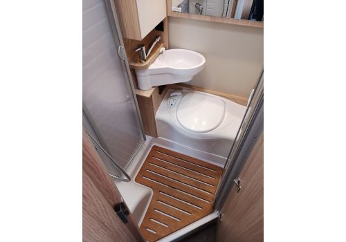 Low Profile Motorhome SUNLIGHT T58 en Sale Occasion