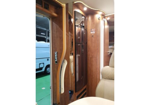 Integral Motorhome CARTHAGO C-Line I 4.9 modelo 2020 en Sale Occasion