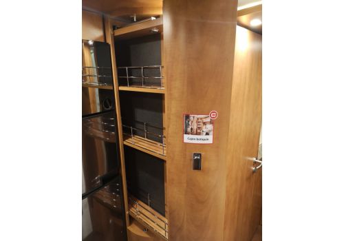 Integral Motorhome CARTHAGO C-Line I 4.9 modelo 2020 en Sale Occasion