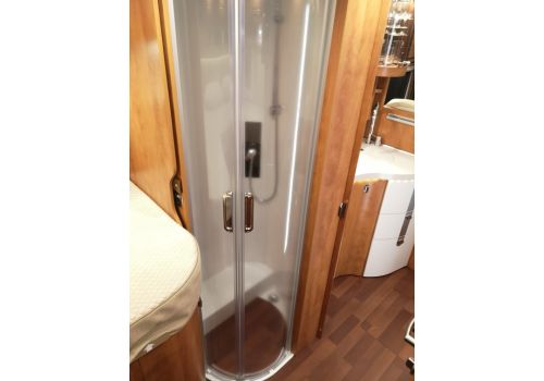 Integral Motorhome CARTHAGO C-Line I 4.9 modelo 2020 en Sale Occasion