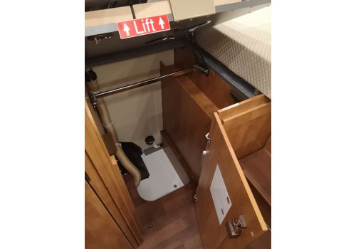 Integral Motorhome CARTHAGO C-Line I 4.9 modelo 2020 en Sale Occasion