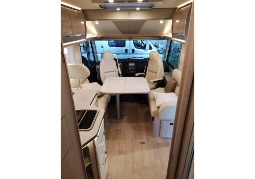 Integral Motorhome RAPIDO 896F modelo 2020 en Sale Occasion
