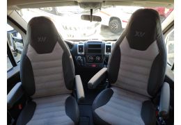 Low Profile Motorhome SUNLIGHT T 69 L XV Aniversario Modelo 2020 en Sale Occasion