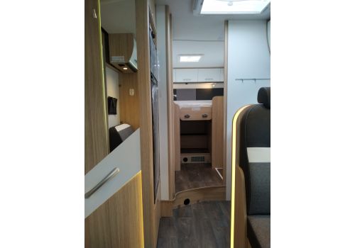 Low Profile Motorhome SUNLIGHT T 68 Modelo 2020 en Sale Occasion