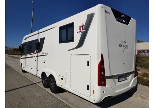 Integral Motorhome RAPIDO Distinction i 1090 en Sale Occasion