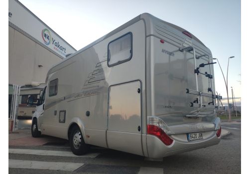 Low Profile Motorhome HYMER T 674 SL Star Edition en Sale Occasion