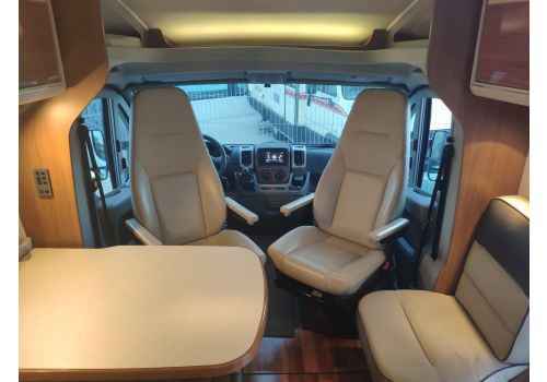 Low Profile Motorhome HYMER T 674 SL Star Edition en Sale Occasion