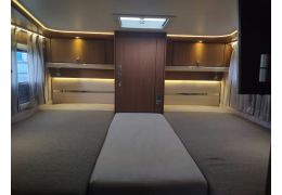 Low Profile Motorhome HYMER T 674 SL Star Edition en Sale Occasion