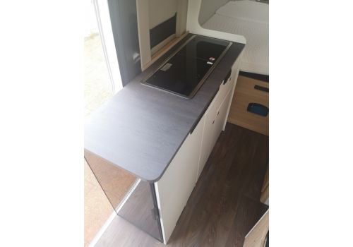 Camper Van SUNLIGHT Cliff 600 modelo 2020 en Sale Occasion