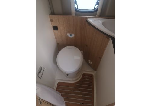 Camper Van SUNLIGHT Cliff 600 modelo 2020 en Sale Occasion