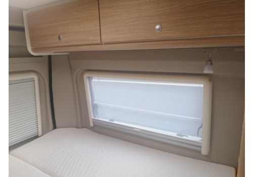 Camper Van SUNLIGHT Cliff 600 modelo 2020 en Sale Occasion
