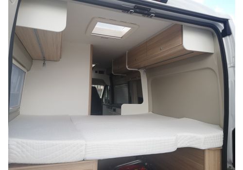 Camper Van SUNLIGHT Cliff 600 modelo 2020 en Sale Occasion