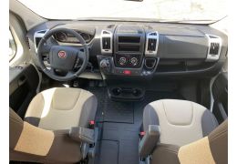 Low Profile Motorhome SUNLIGHT V66 en Sale Occasion