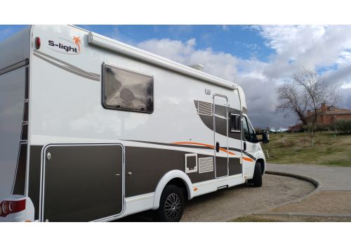 Low Profile Motorhome SUNLIGHT T 69 L en Sale Occasion
