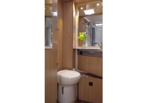 Low Profile Motorhome SUNLIGHT T 69 L en Sale Occasion