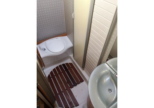Low Profile Motorhome BURSTNER T 645 en Sale Occasion