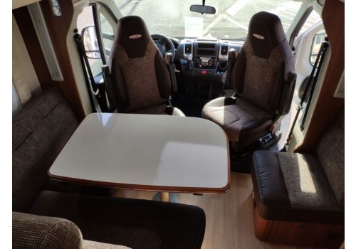 Low Profile Motorhome LMC 732G en Sale Occasion