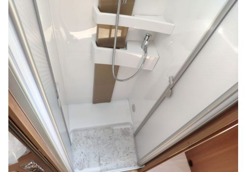 Low Profile Motorhome LMC 732G en Sale Occasion