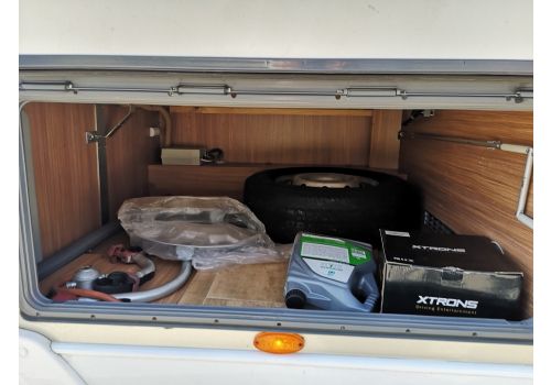 Low Profile Motorhome BURSTNER Ixeo T664 en Sale Occasion