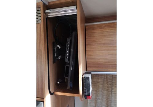 Low Profile Motorhome BURSTNER Ixeo T664 en Sale Occasion