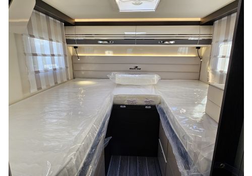 Low Profile Motorhome ROLLER TEAM Kronos Advance 284 TL en Sale Occasion