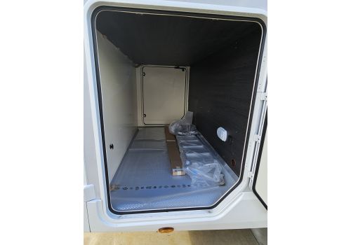Low Profile Motorhome ROLLER TEAM Kronos Advance 284 TL en Sale Occasion