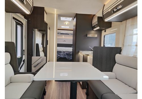Low Profile Motorhome ROLLER TEAM Kronos 267 TL en Sale Occasion