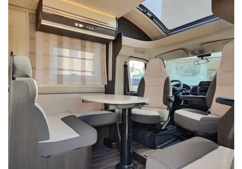 Low Profile Motorhome ROLLER TEAM Kronos 265 TL en Sale Occasion