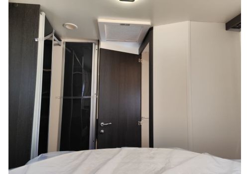 Low Profile Motorhome ROLLER TEAM Kronos 265 TL en Sale Occasion