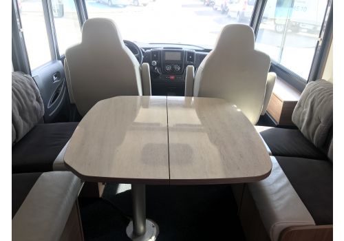 Integral Motorhome ITINEO MC 740 en Sale Occasion