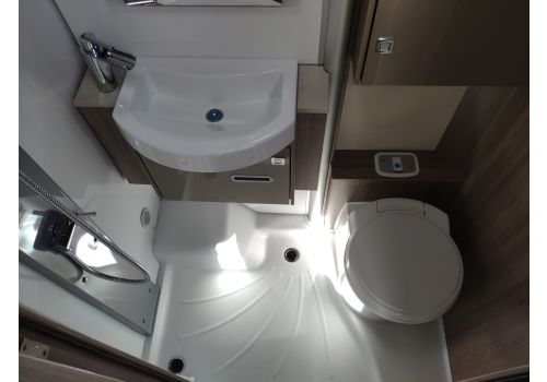 Low Profile Motorhome LMC T 668 en Sale Occasion