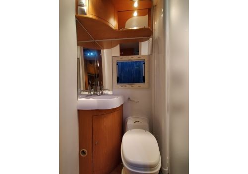 Capuchina Motorhome MONCAYO M 760 en Sale Occasion